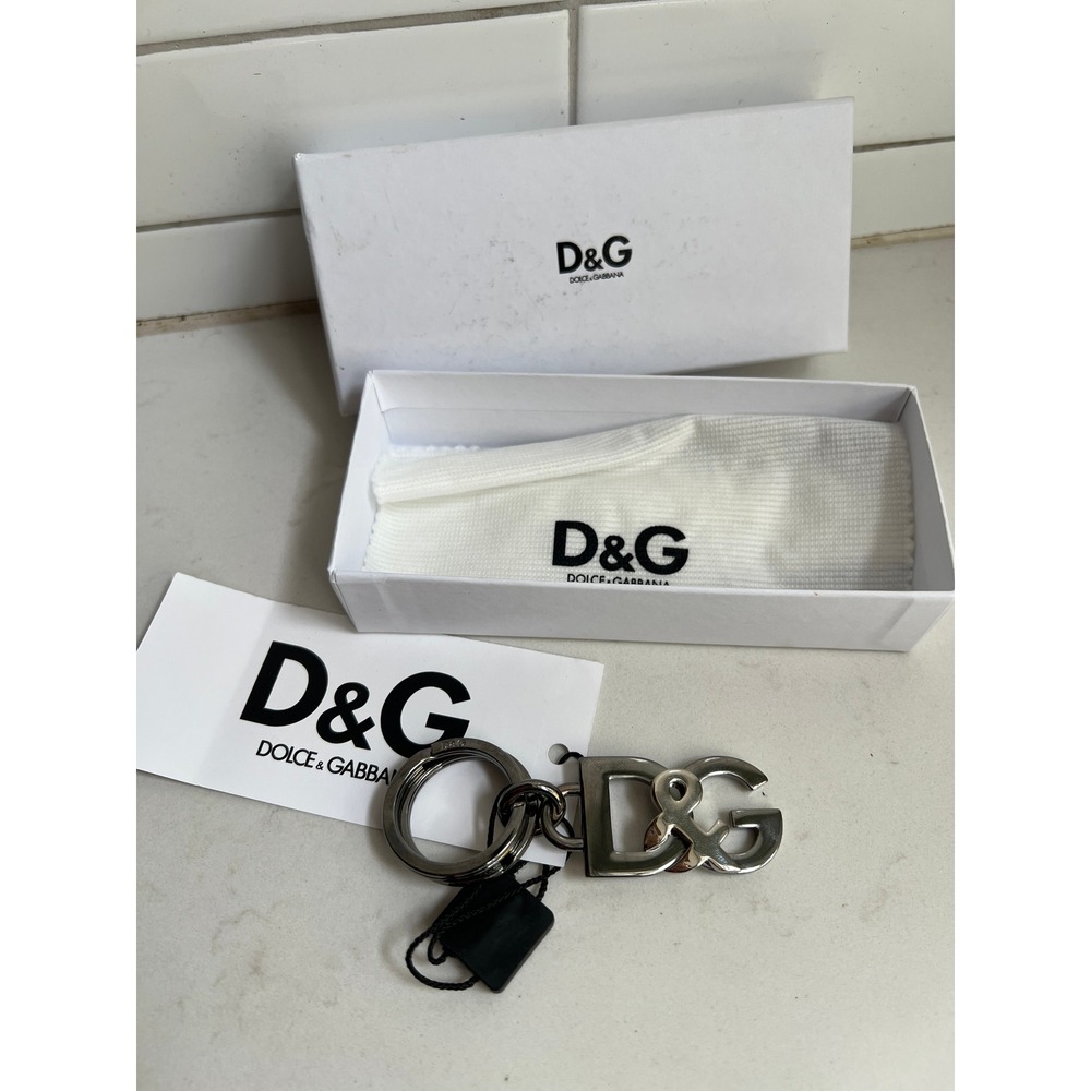 Dolce & Gabbana D&G Logo Keychain Silver Tone Made in Italy New with Box Tag
